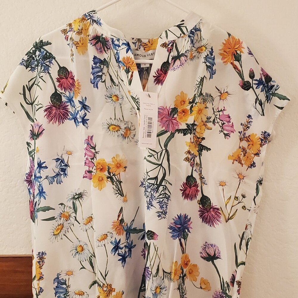 Amour Vert Renata Washable Silk Blouse - Jardin Ivory Size S